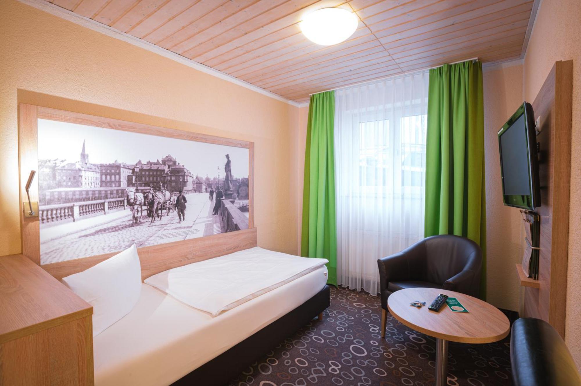 Hotel Wilder Mann Ашаффенбург Екстер'єр фото
